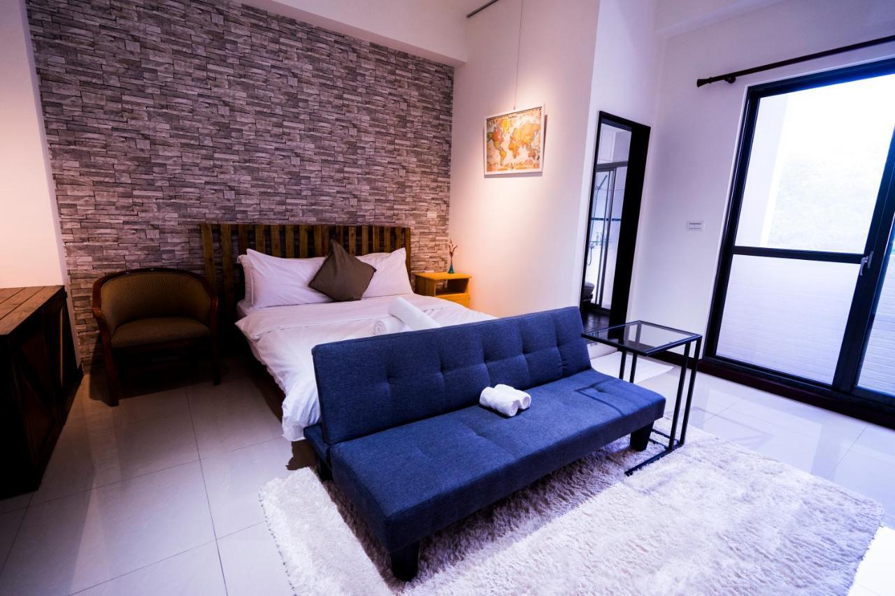 黑琵軼棧湖濱旅宿 K&B Happy Hostel Tainan Zewnętrze zdjęcie