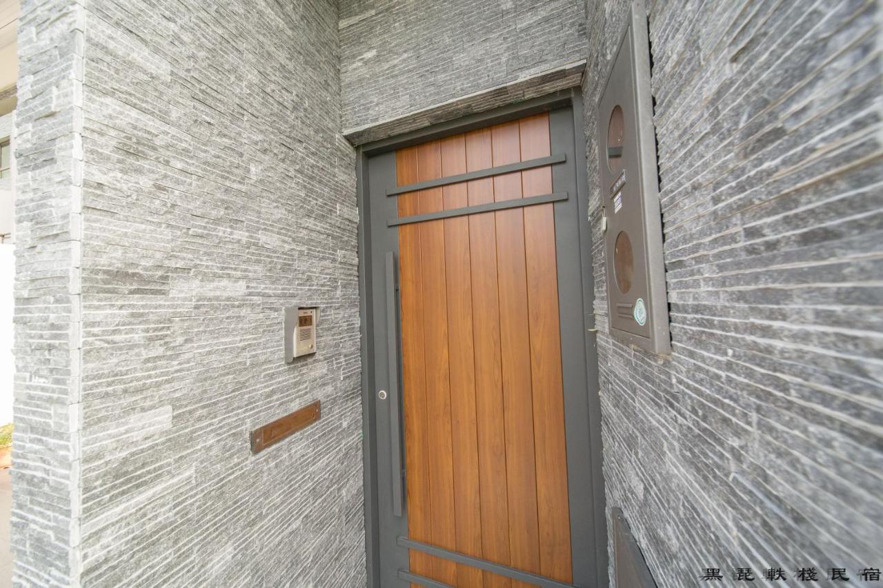 黑琵軼棧湖濱旅宿 K&B Happy Hostel Tainan Zewnętrze zdjęcie