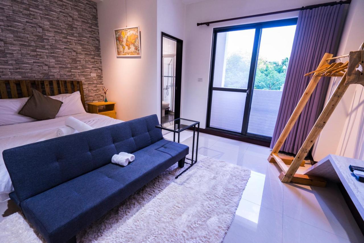 黑琵軼棧湖濱旅宿 K&B Happy Hostel Tainan Zewnętrze zdjęcie