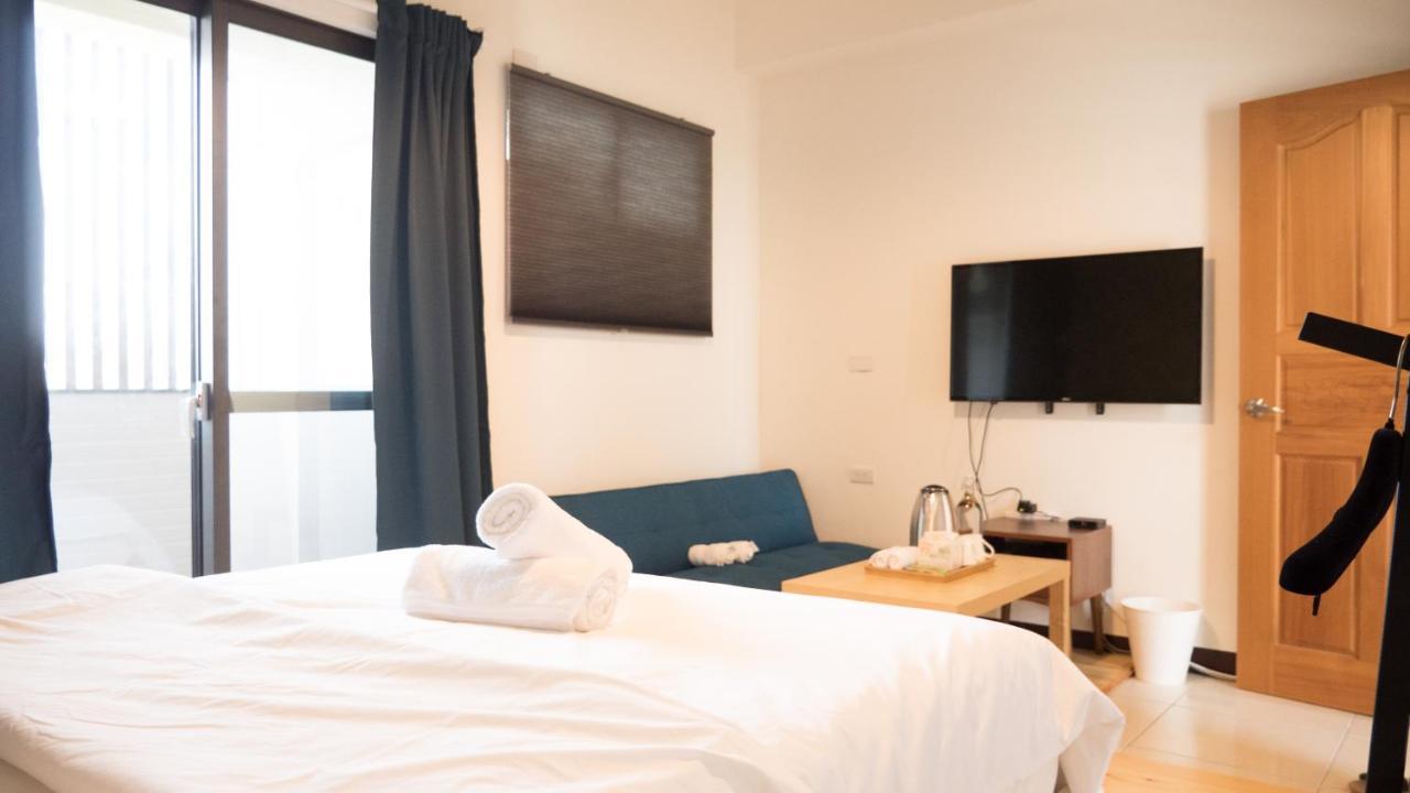黑琵軼棧湖濱旅宿 K&B Happy Hostel Tainan Zewnętrze zdjęcie