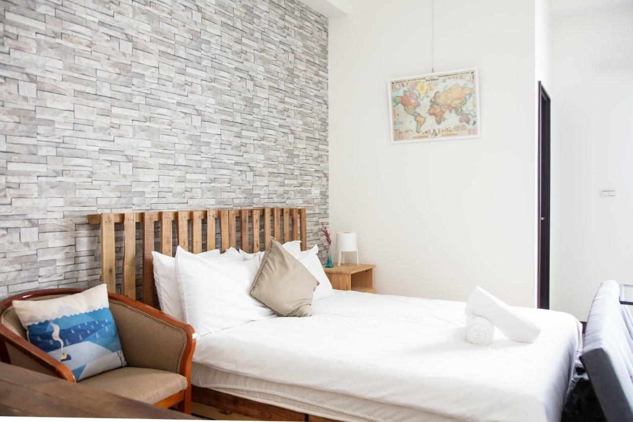 黑琵軼棧湖濱旅宿 K&B Happy Hostel Tainan Zewnętrze zdjęcie
