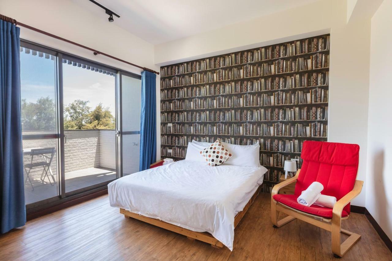 黑琵軼棧湖濱旅宿 K&B Happy Hostel Tainan Zewnętrze zdjęcie